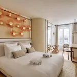 Amazing Apartment For 6 In The Center Of Paris